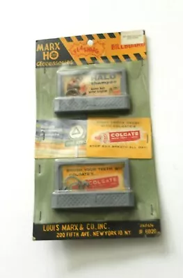 HO TRAINS- VINTAGE MARX HO -FLASHING BILLBOARDS -NEW In BLISTER PACK - • $19.75