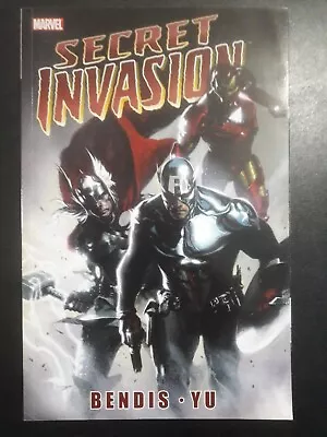 Secret Invasion (Paperback 2009) By Brian Michael Bendis • $15