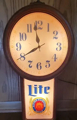 Vintage 1985 Ligth Beer Wall Clock. • $55
