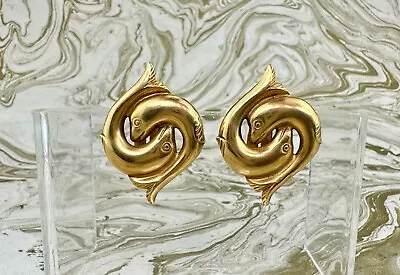 Metropolitan Museum Of Art Signed Gold-Tone Clip-On Earrings • $25