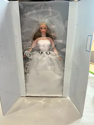 1999 Avon Blushing Bride Special Edition Barbie - #26074 MIB • $20