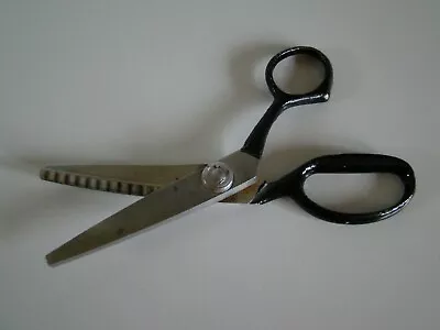 Vintage MCM Chic Japan Pinking Shears Scissors Retro Sewing Crafts 7  Zig Zag • $8.95