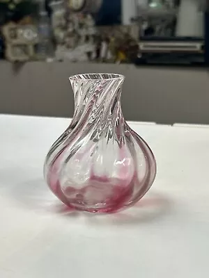 Small Clear And Cranberry VASE For FLOWERS SWIRL Design 9 Cm High • £5.20
