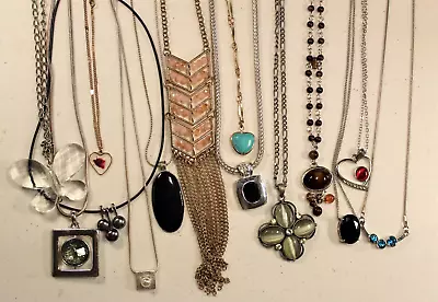 Vintage Lot Of 14 Assorted Variety Pendant Necklaces (N107B) • $19.99