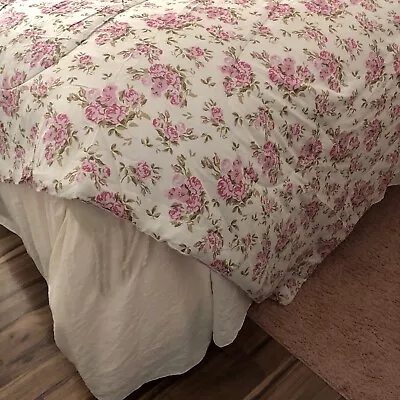 Vintage Queen Bedspread Rose Floral Stripe Reversible Lightweight Cottage Quilt • $55
