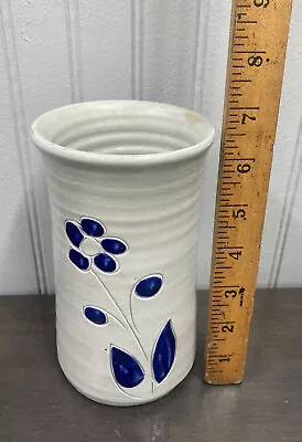 Vintage Williamsburg VA. Pottery Gray Vase Cobalt Blue Floral Stoneware 7 Inch • $15