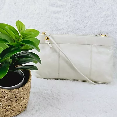 Marlo Vintage Pearlized Ivory Textured Leather Clutch Crossbody Shoulder Bag • $17