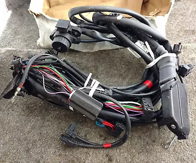 NEW Genuine Mercedes W124 Engine Wiring Loom Harness 200E 230E 230TE 1245403705 • $372.94