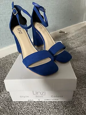 Linzi Shoes Berlin Cobalt Blue Faux Suede Square Toe Block Heeled Sandal Size 5 • £13