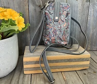 SAKROOTS Artist Circle Grey Treehouse Smartphone Wristlet Shoulder Strap-As New • $37.50