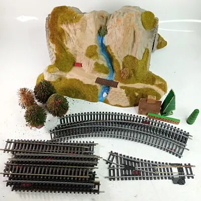 Hornby 00 Gauge Scenery Tunnel Trees And Track Bundle  • £29.99