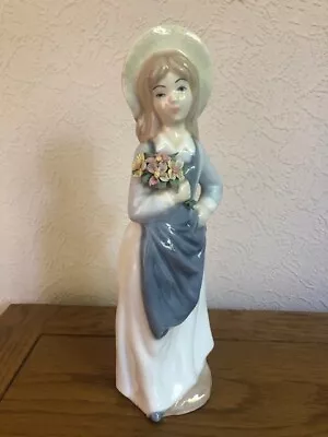Mediflor Valencia Porcelain Young Girl With Flowers Figurine • £8