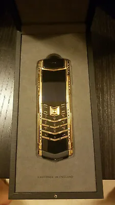 VERTU SIGNATURE S - LIMITED EDITION DECO 18ct ROSE GOLD WITH DIAMONDS PHONE • $55000