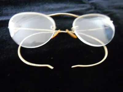 Vintage Gold Tone Rimless Wire Framed Bifocal Glasses Spectacles Cat Eye Shape • $12.50