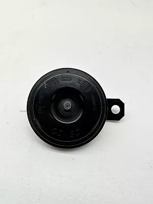 2006 - 2019 Toyota Rav4 Low Note Horn OEM 865200R010 • $33.99