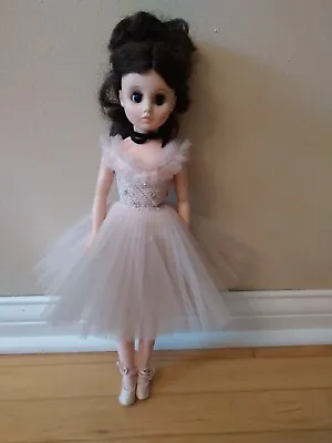 Pre - Owned Madame Alexander Elsie Ballerina Doll Brunette • $30