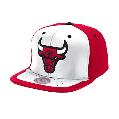 Mitchell & Ness White/Red NBA Chicago Bulls Day One Snapback - OSFA • $31.45