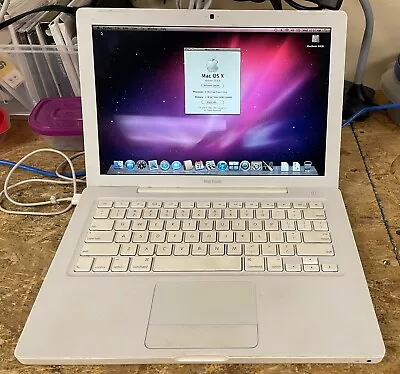 Apple MacBook 13-inch October 2007 2GHz Intel Core 2 Duo (MB061LL/B) W/Rosetta • $125