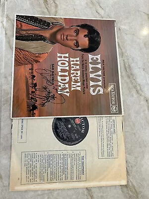 COA Elvis Presley Signed/autographed Vinyl - Harem Holiday • $167.50