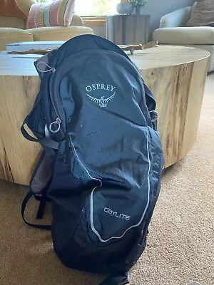 Osprey Daylite Backpack Outdoors Hiking Pockets Lightweight • $46.99