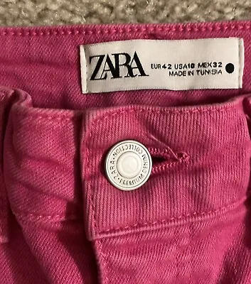 EUC~Zara~Womens Straight Leg~Pink Denim~High Rise Jeans~Pockets~Hot Pink~Size 10 • $14.99