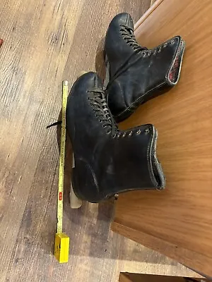 Mens Figure Skates Size 10 • $10