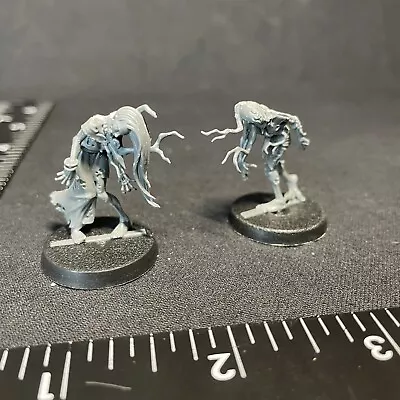 Dungeons & Dragons RPG 28mm Unpainted Undead Miniatures Lot: Zombies Cursed City • $0.99