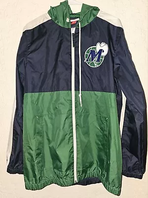 Rare Men's Mitchell & Ness Blue Dallas Mavericks Game Day Windbreaker Jacket • $63.99