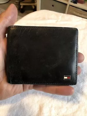 £12.99 • Buy Tommy Hilfiger Gentlemans Lovely Soft Black Leather Bifold Wallet ..