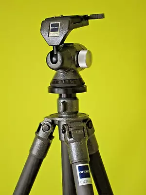 £200 • Buy Gitzo G1228 MK2 Carbon Fibre Tripod + Gitzo G1276M Off Centre Ball Head+Plate