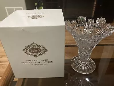 Shannon Crystal Vase Royalty Collection W/Box. Style # 3597 BEAUTIFUL BRAND NEW • $40