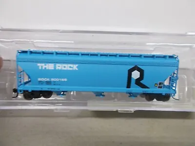 Intermountain-#67011-03-rock Island-3-bay Covered Hopper #800165-n-scale • $28