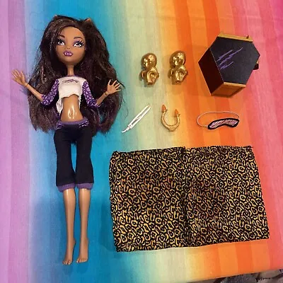 2008 Monster High Doll----*Clawdeen Wolf*----Dead Tired  (646) • $60