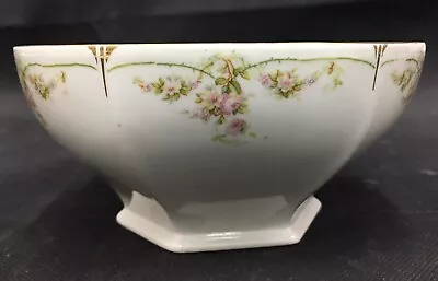 Habsburg Austrian MZ China Cranberry Bowl - Juliette-1884/1909-EUC • $19.99