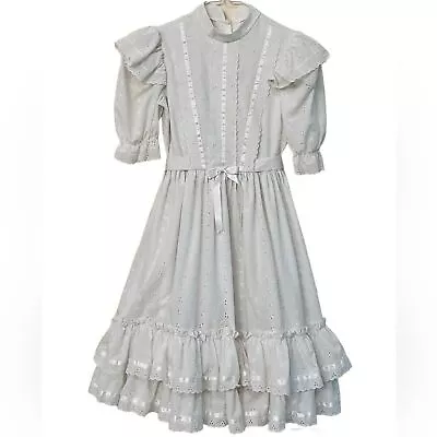 Vintage Girls White Eyelet Prairie Cottage Flower Girl Dress Size 14 • $50