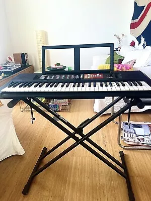 Yamaha PSR F52 Portable Keyboard With Legs • £120