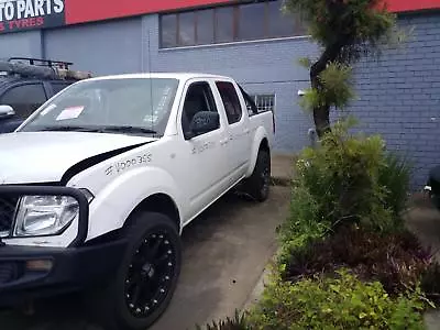 Nissan Navara D40 Vehicle Wrecking Parts 2009 ## V000355 ## • $15