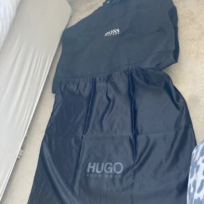£15 • Buy Hugo Boss Fabric Suit Carrier And Satin Large Dust Bag