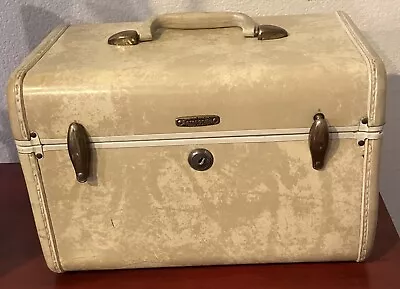 Vintage Samsonite Rawhide Finish Luggage Overnight Case Style #4512 • $18