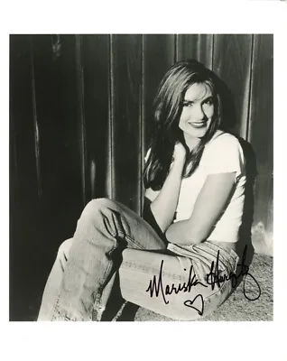 MARISKA HARGITAY SIGNED 8x10 PHOTO OLIVIA LAW & ORDER FULL SIGNATURE BECKETT BAS • $185