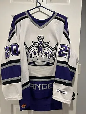 LUC ROBITAILLE LOS ANGELES KINGS Silver Crown CCM WHITE JERSEY Size M Signed NHL • $250