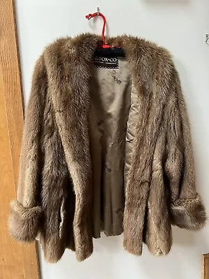 Vintage G. Fox & Co. Rich Brown Fur Coat 30” Long • $169.10