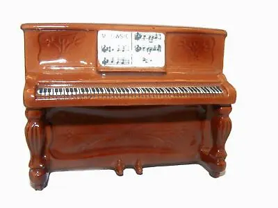 Hagen-Renaker Miniature Ceramic Upright Piano • $25.27