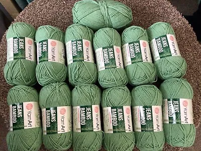 650g Yarn Art Jeans 4ply Knitting Wool Yarn. Green • £11