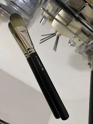 £20 • Buy Mac Foundation Brush 190