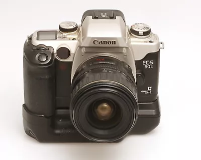 CANON EOS 50E Quartz Date With 28-80mm Zoom And Handle • £61.45