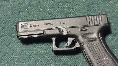 GLOCK 17 Gen5 AUSTRIA 9X19 9MM Mini Firearm Handgun Pistol KEYCHAIN SHOT-SHOW • $12.50