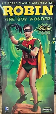 Moebius 1966 ROBIN Burt Ward 1:8 Scale Model Kit #951 /NOS Factory /Sealed • $28