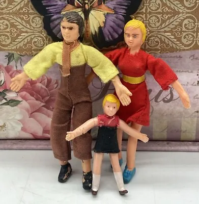 Vintage Dollhouse Family Mom Dad Child Bendable Poseable Figures #2 • $12