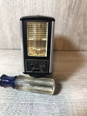 Vintage Vivitar Auto 252 Camera Flash Photographic Collectible • $10